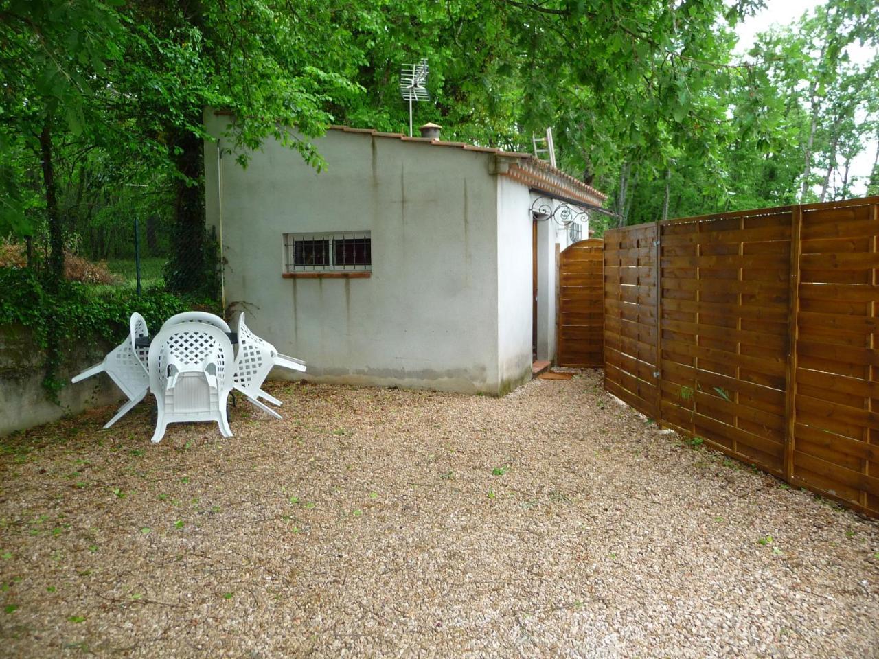 Mas Des Sentes Petit T1 Apartment Nans-les-Pins Exterior photo