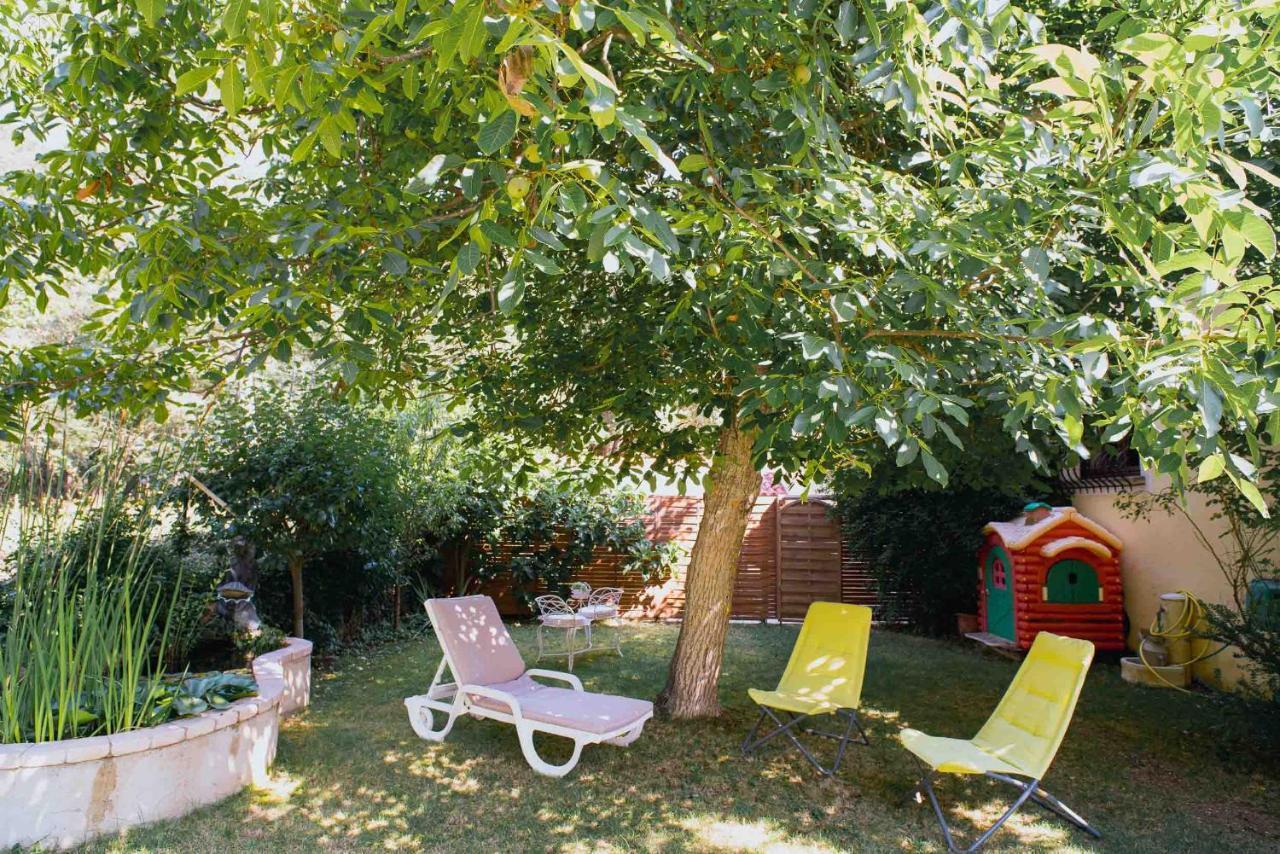 Mas Des Sentes Petit T1 Apartment Nans-les-Pins Exterior photo